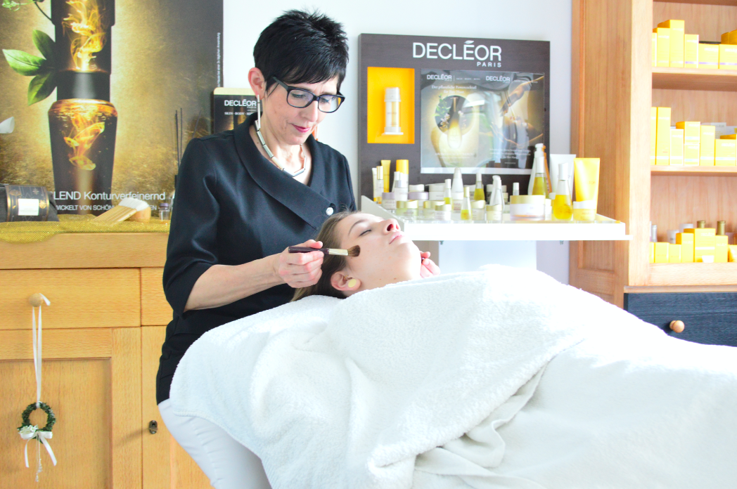 Dr. Hauschka Behandlung
